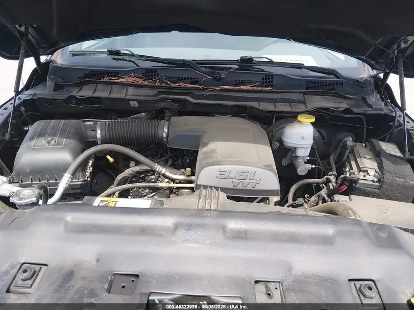2020 RAM 1500 CLASSIC TRADESMAN  4X4 5'7 BOX
