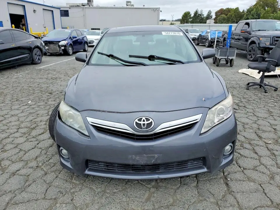 2011 TOYOTA CAMRY HYBRID  