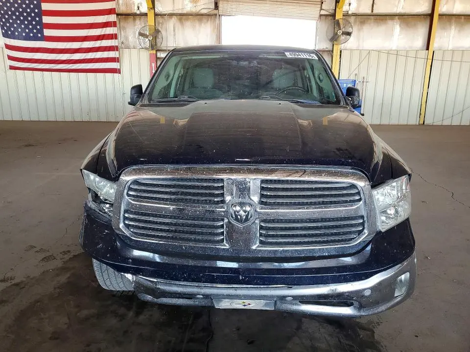 2018 RAM 1500 SLT  