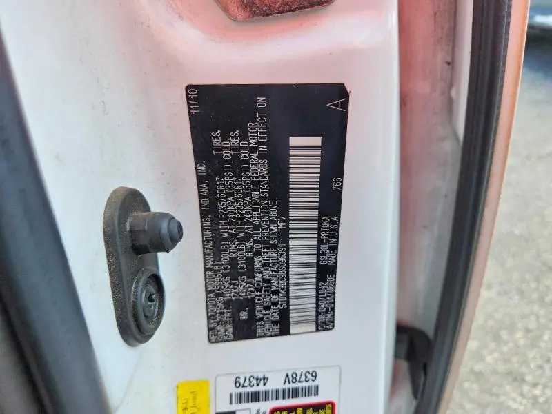 2011 TOYOTA SIENNA XLE 8-PASSENGER  