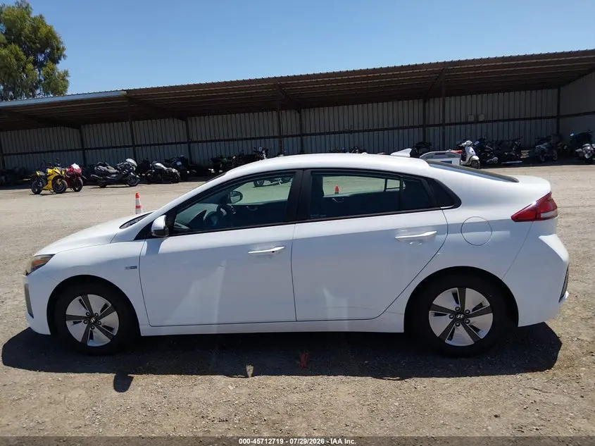 2018 HYUNDAI IONIQ HYBRID BLUE