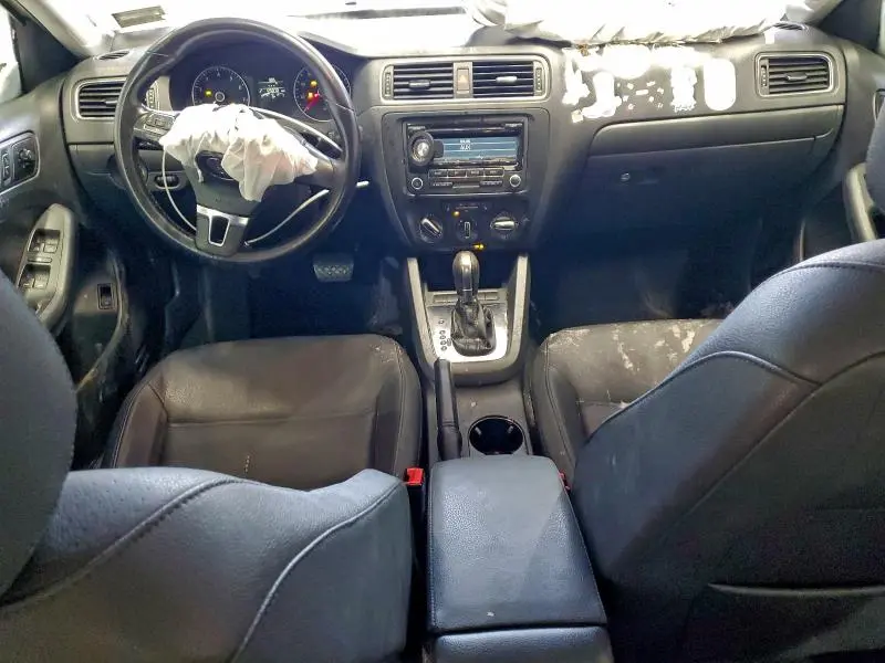 2012 VOLKSWAGEN JETTA SE  