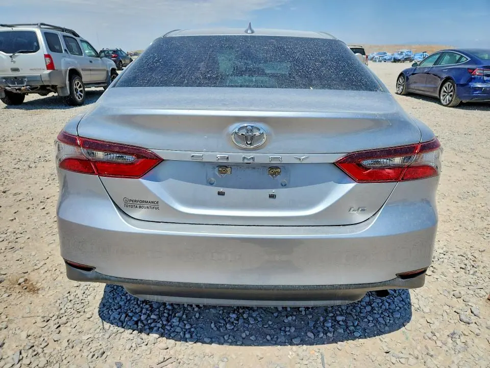 2022 TOYOTA CAMRY LE  