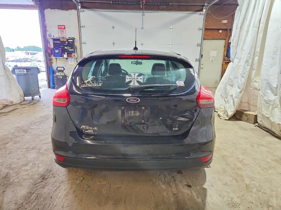 2017 FORD FOCUS SE  