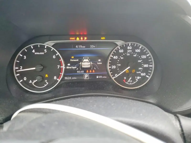 2024 NISSAN SENTRA SR  