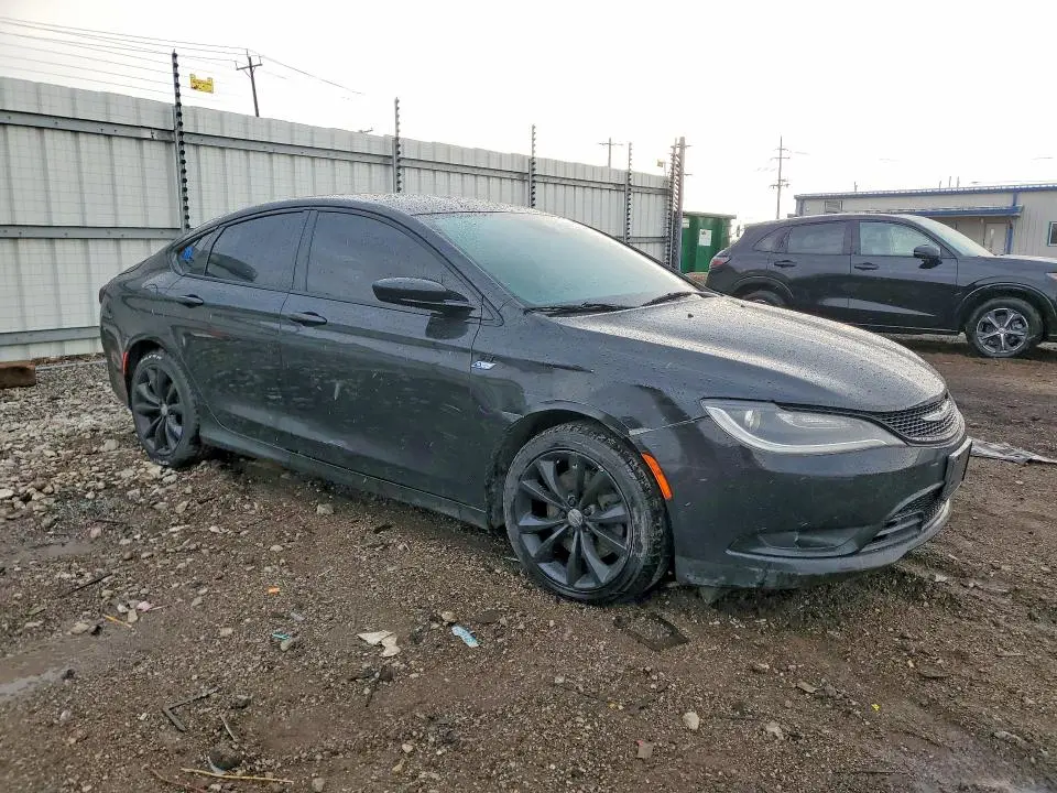 2015 CHRYSLER 200   