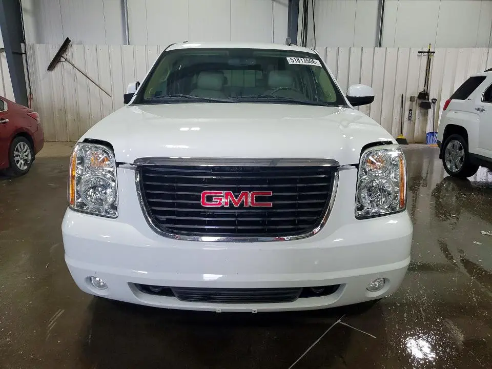 2013 GMC YUKON XL K1500 SLT  