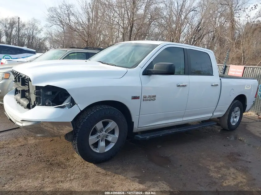 2018 RAM 1500 SLT  4X2 6'4 BOX