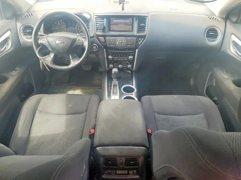 2016 NISSAN PATHFINDER SV  
