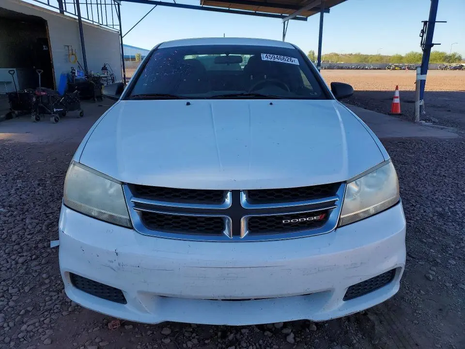 2013 DODGE AVENGER SE  