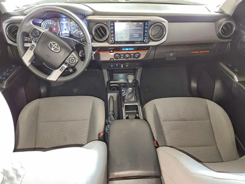 2021 TOYOTA TACOMA SR5 V6  
