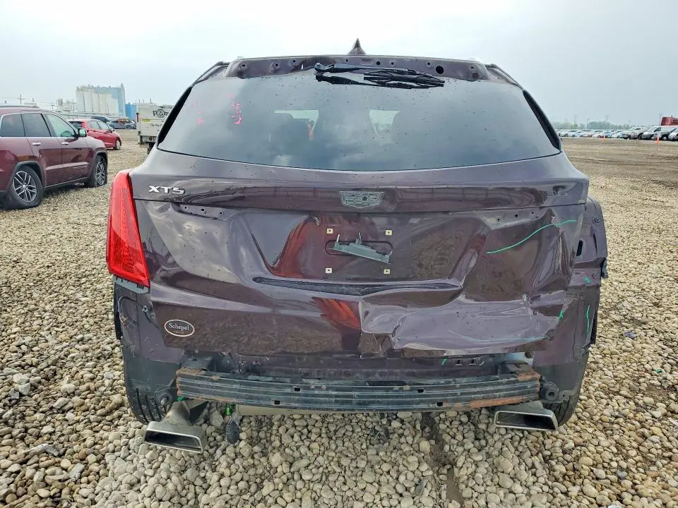 2018 CADILLAC XT5 LUXURY  