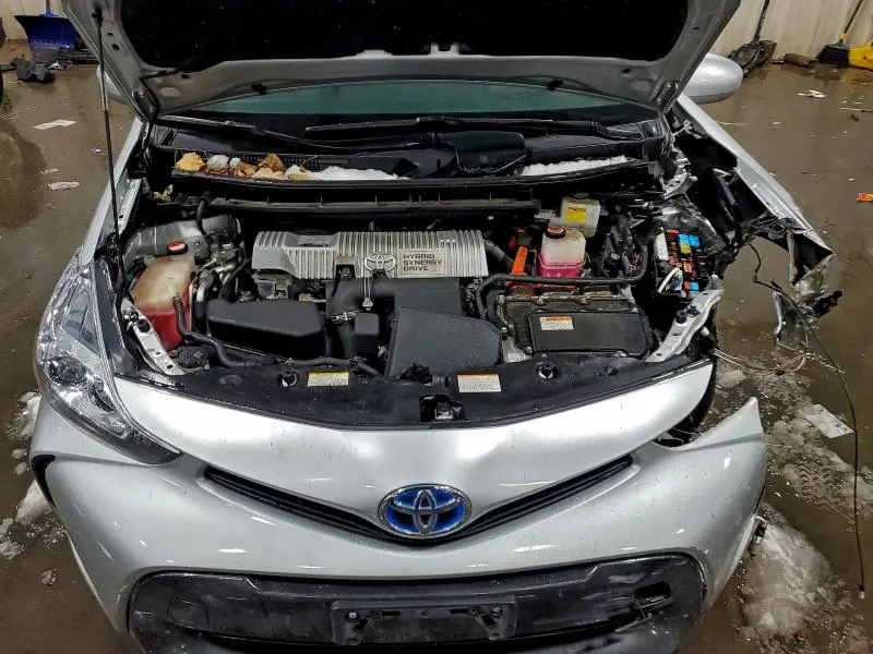 2015 TOYOTA PRIUS V   