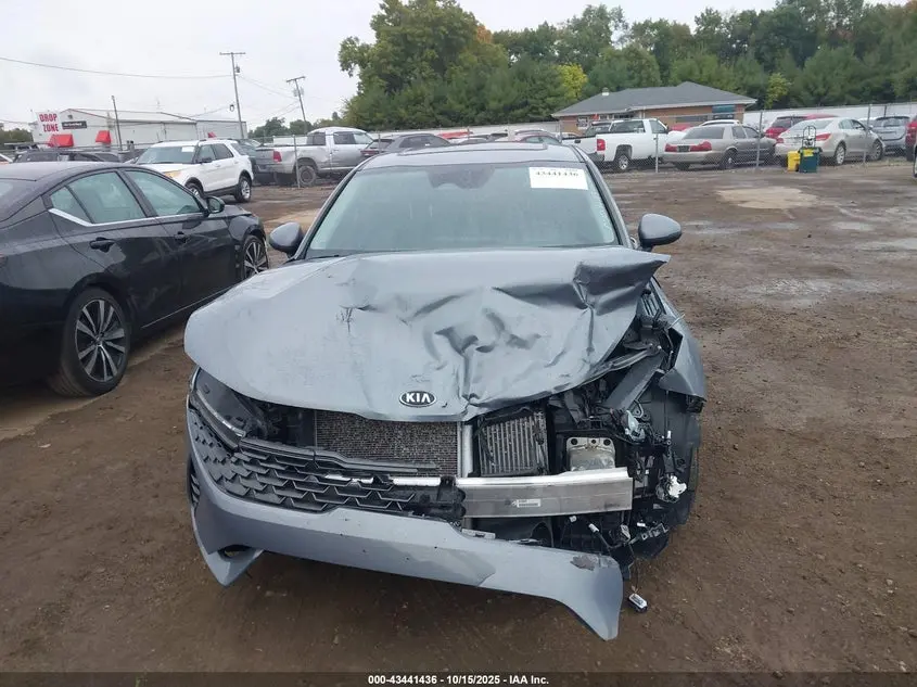 2021 KIA K5 LX