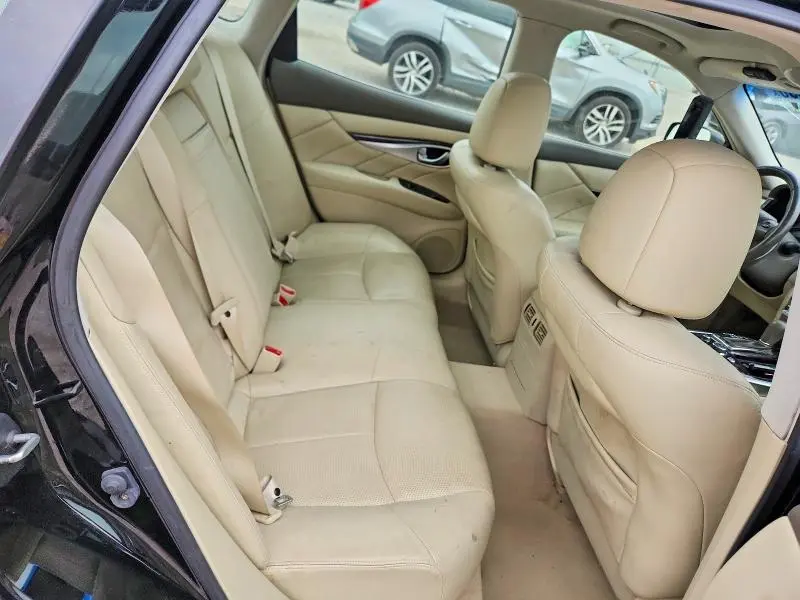 2013 INFINITI M37 X  