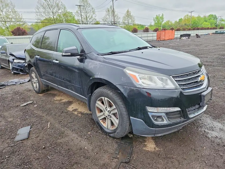 2017 CHEVROLET TRAVERSE LT  