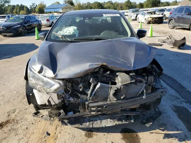 2024 NISSAN VERSA SR  