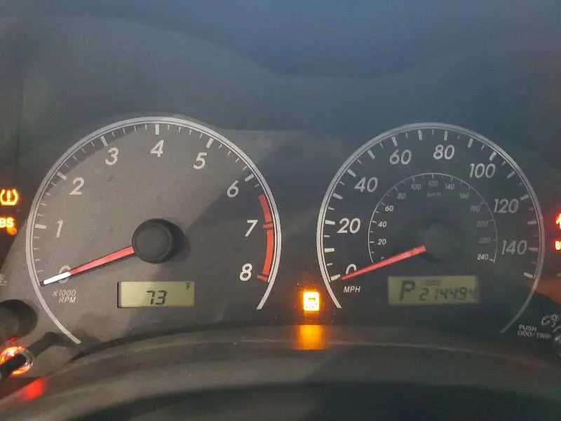2013 TOYOTA COROLLA LE  