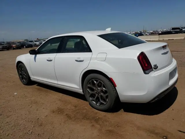 2018 CHRYSLER 300 TOURING  