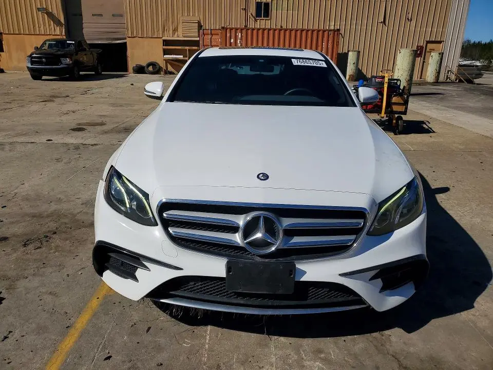 2017 MERCEDES-BENZ E 300  