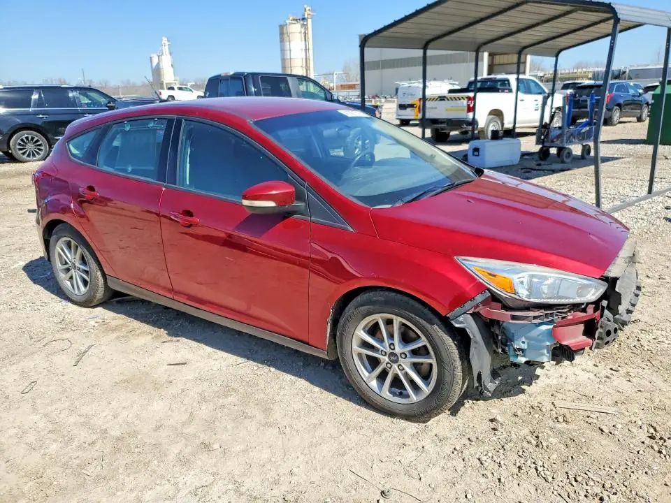 2017 FORD FOCUS SE  