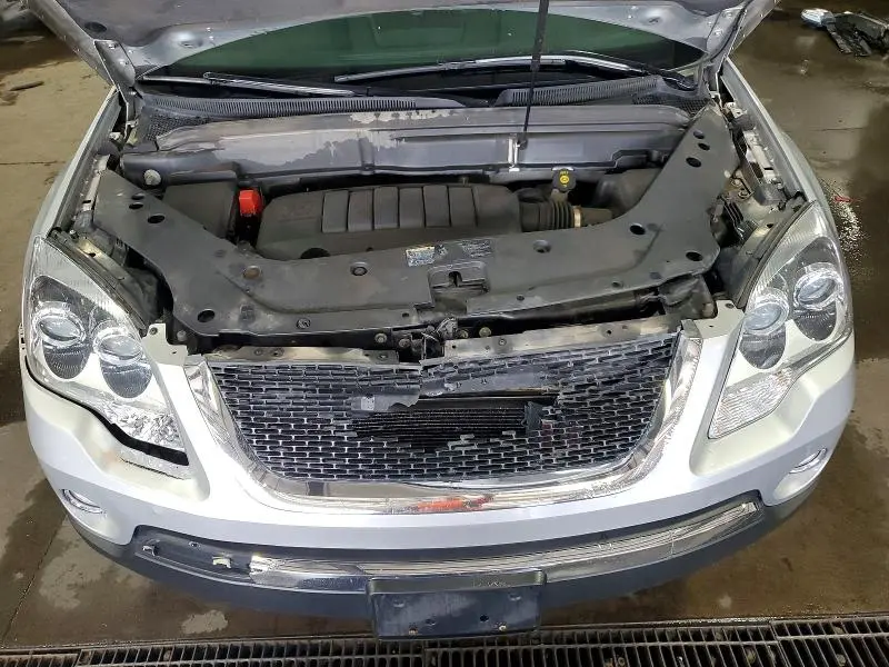 2012 GMC ACADIA SLT-1  