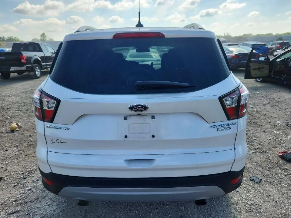2018 FORD ESCAPE TITANIUM  