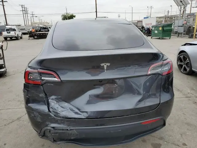 2025 TESLA MODEL Y 