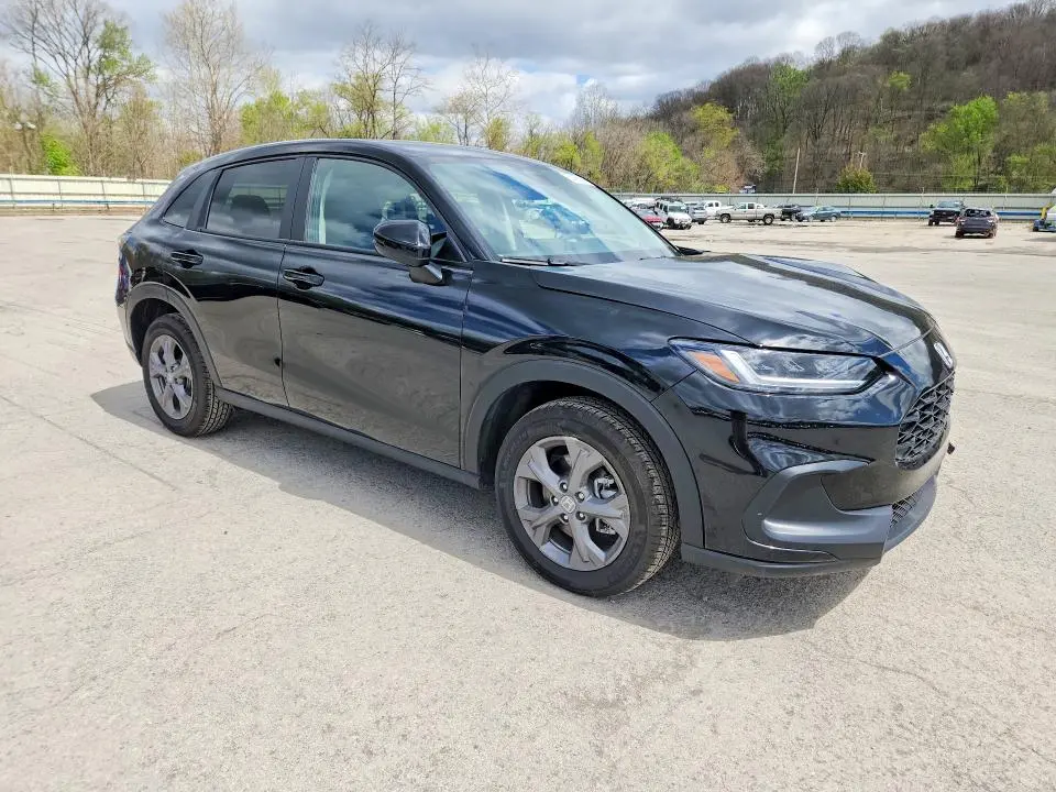 2026 HONDA HR-V LX  