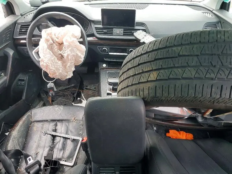 2020 AUDI Q5 E PREMIUM PLUS  