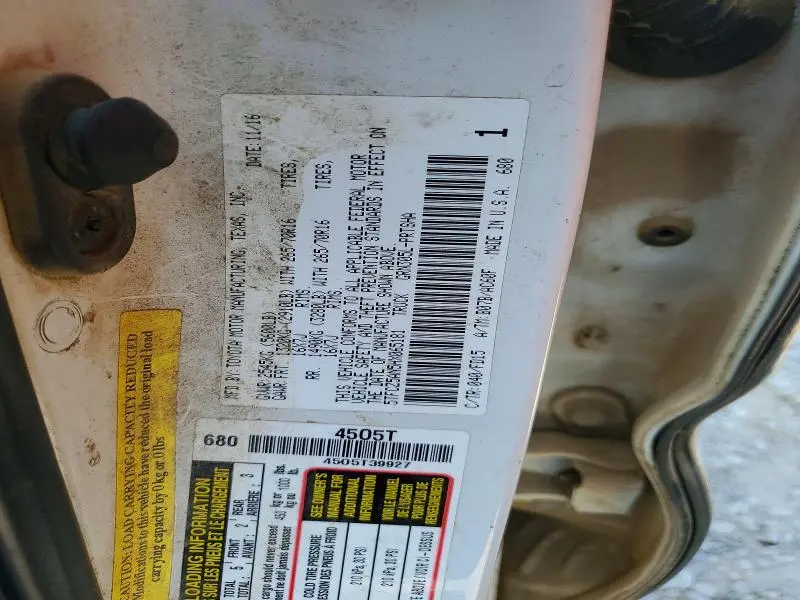 2017 TOYOTA TACOMA SR V6  