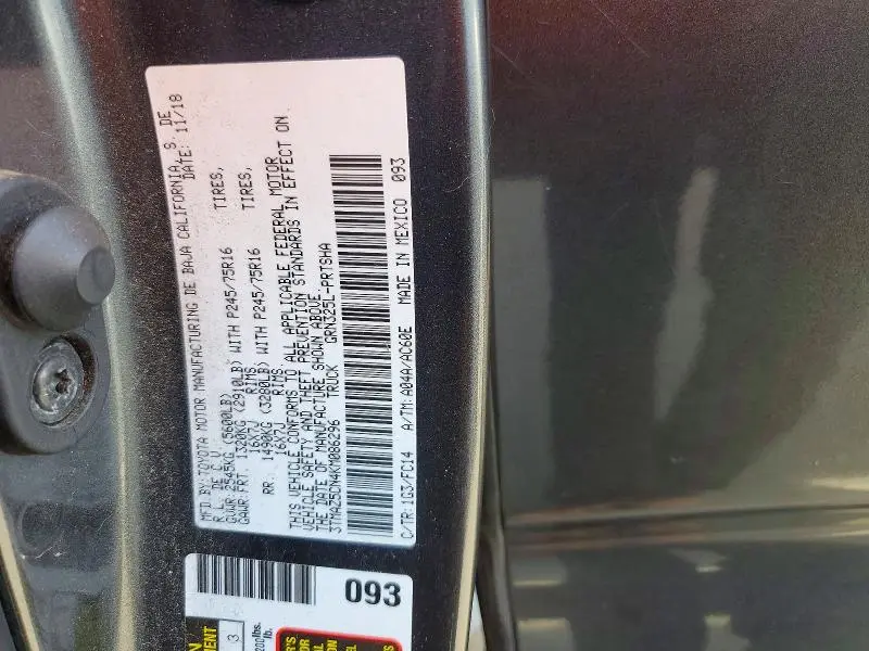 2019 TOYOTA TACOMA SR5 V6  