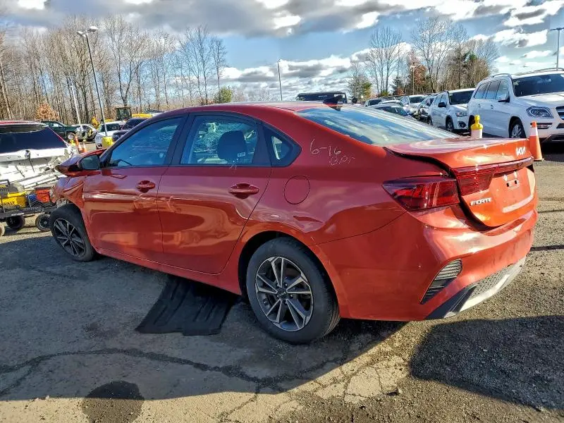 2024 KIA FORTE LX  