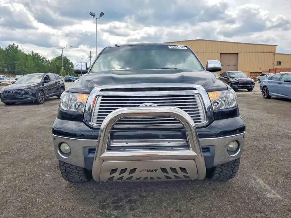 2013 TOYOTA TUNDRA PLATINUM  