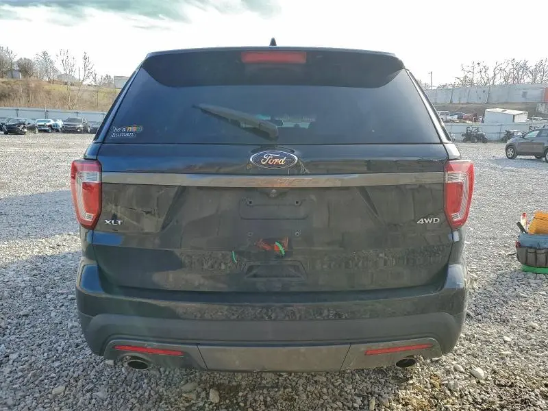 2017 FORD EXPLORER XLT  