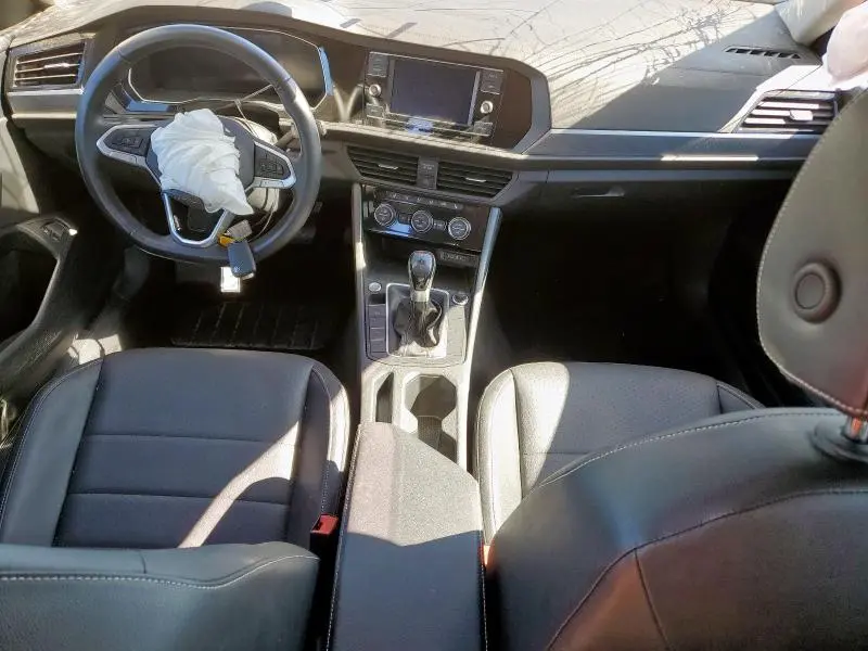 2024 VOLKSWAGEN JETTA SE  