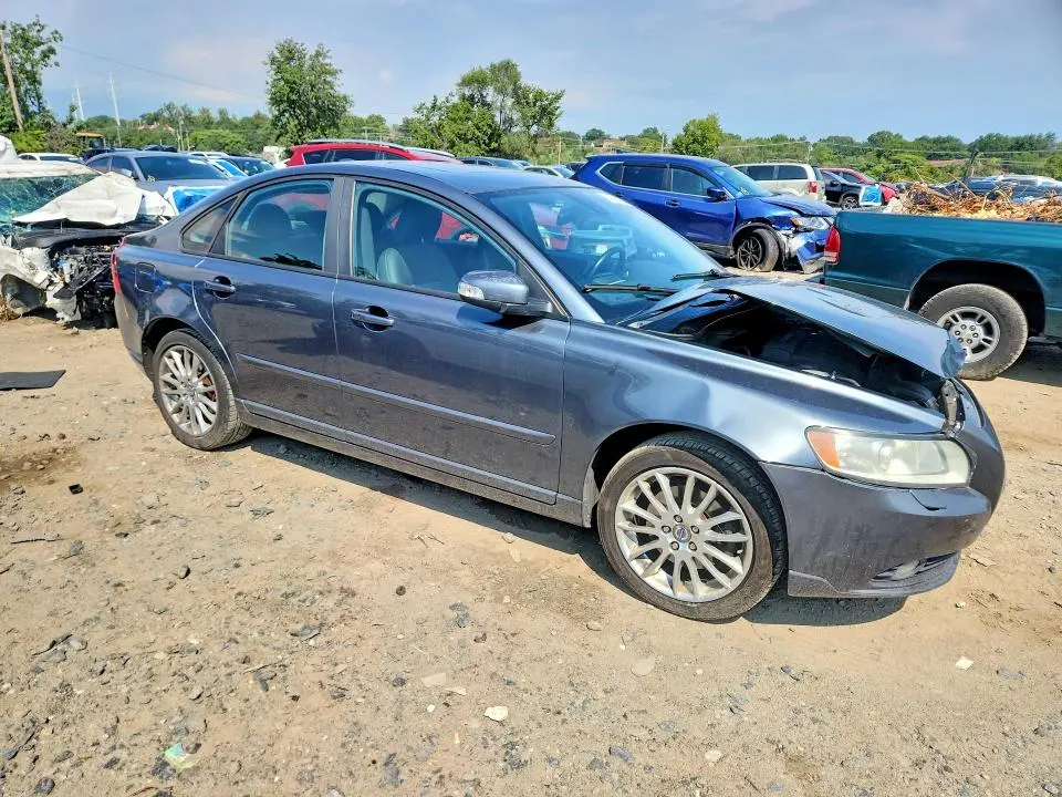 2010 VOLVO S40 2.4I  
