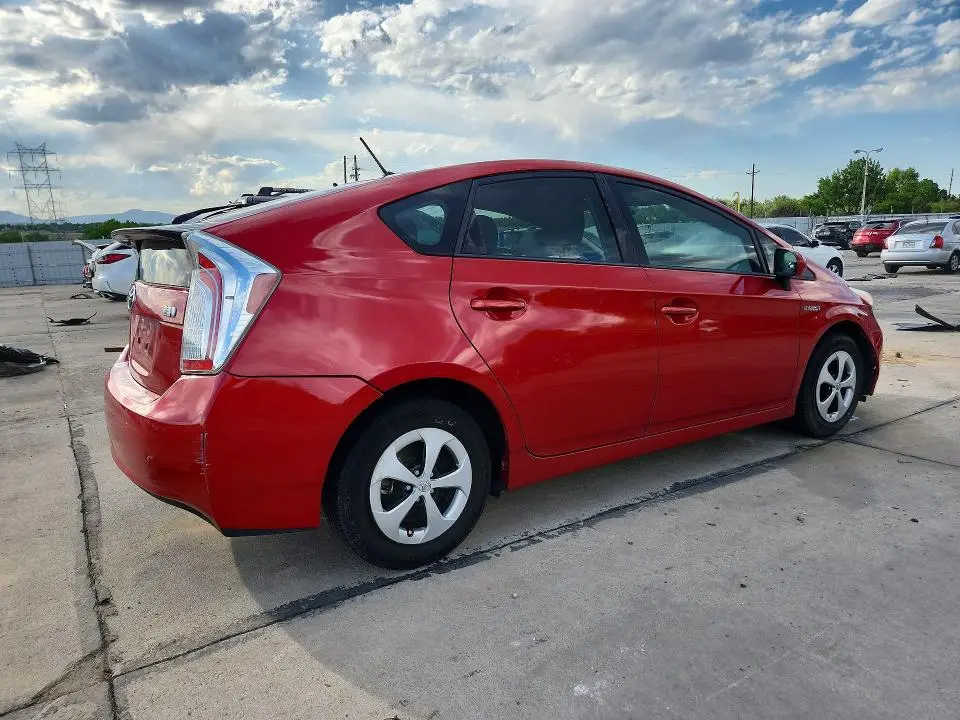 2013 TOYOTA PRIUS TWO  