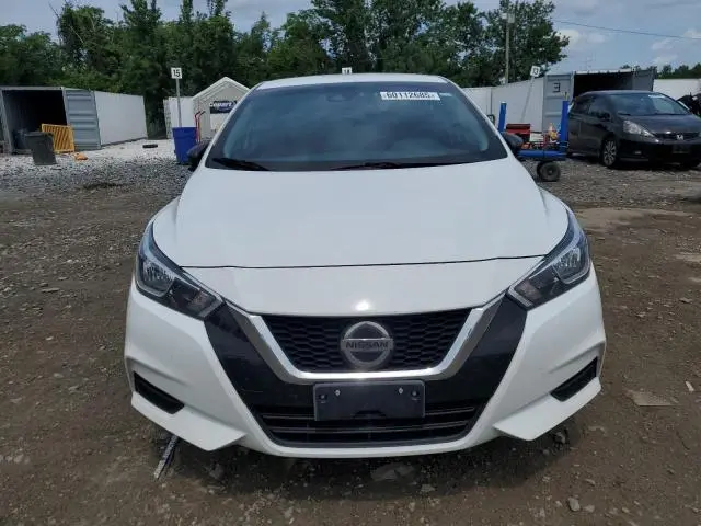2022 NISSAN VERSA S  
