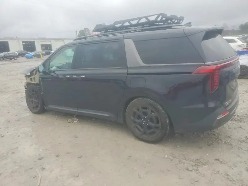 2025 KIA CARNIVAL SX  