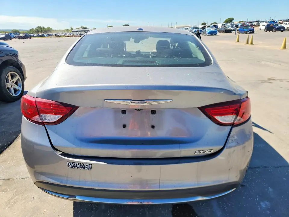2015 CHRYSLER 200 LIMITED  