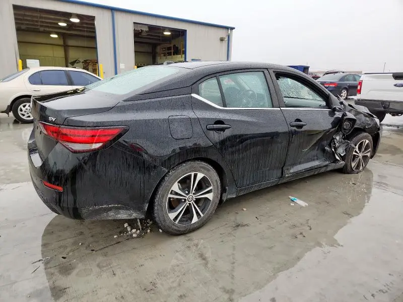 2022 NISSAN SENTRA SV  