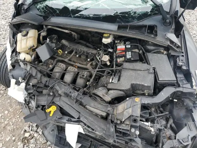 2017 FORD FOCUS SE  