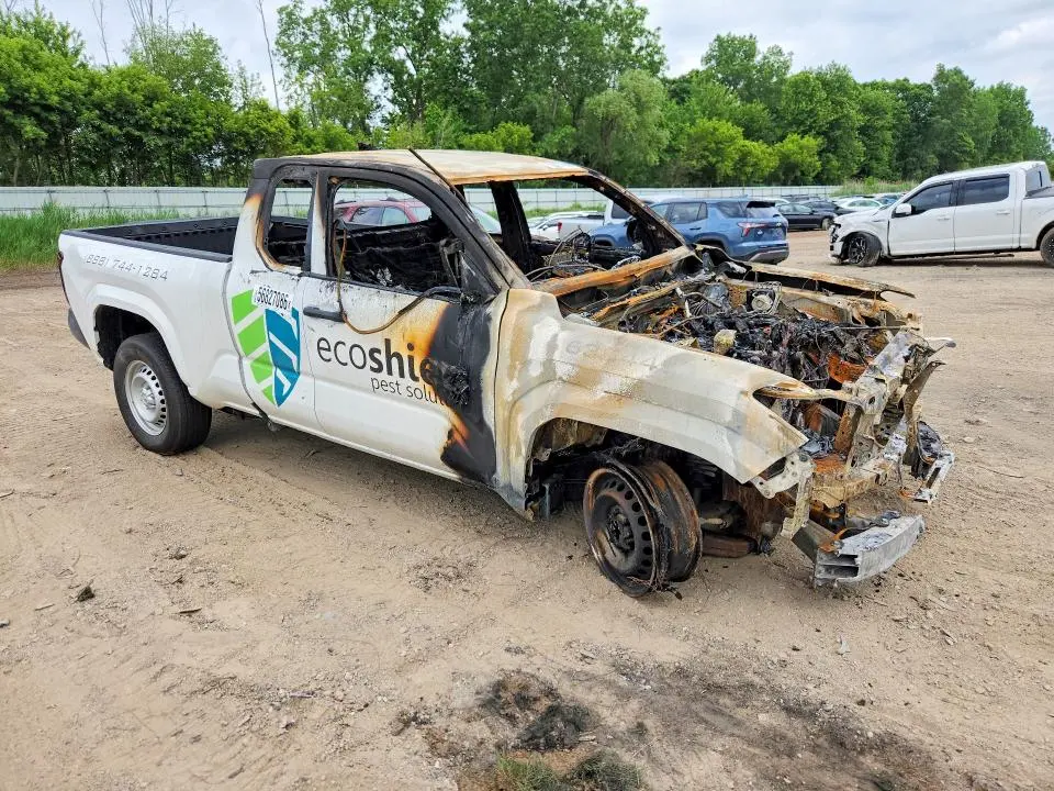 2026 TOYOTA TACOMA SR  