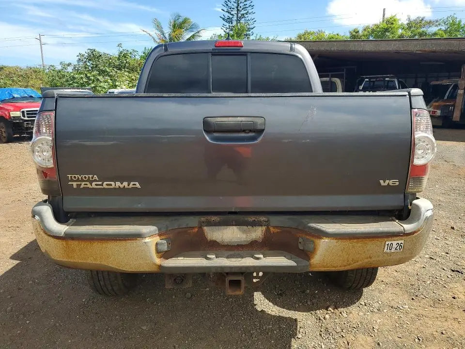 2015 TOYOTA TACOMA V6  
