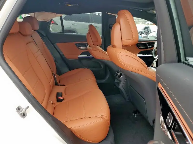 2025 MERCEDES-BENZ GLC 350E  