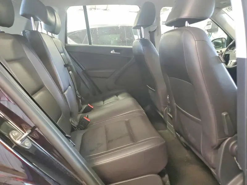 2016 VOLKSWAGEN TIGUAN S  