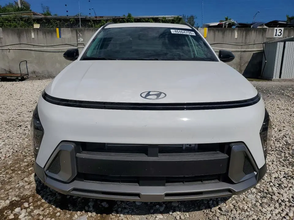 2026 HYUNDAI KONA SEL PREMIUM  