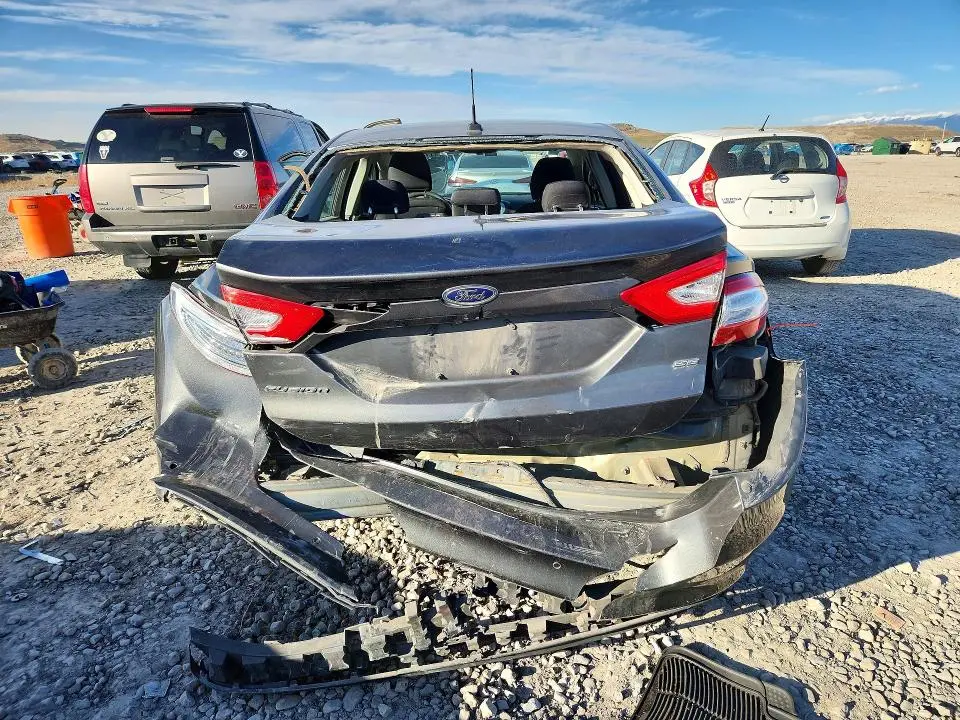 2016 FORD FUSION SE  