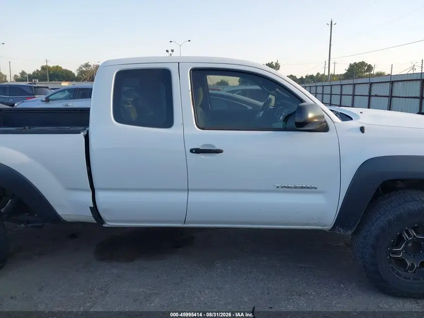 2013 TOYOTA TACOMA PRERUNNER